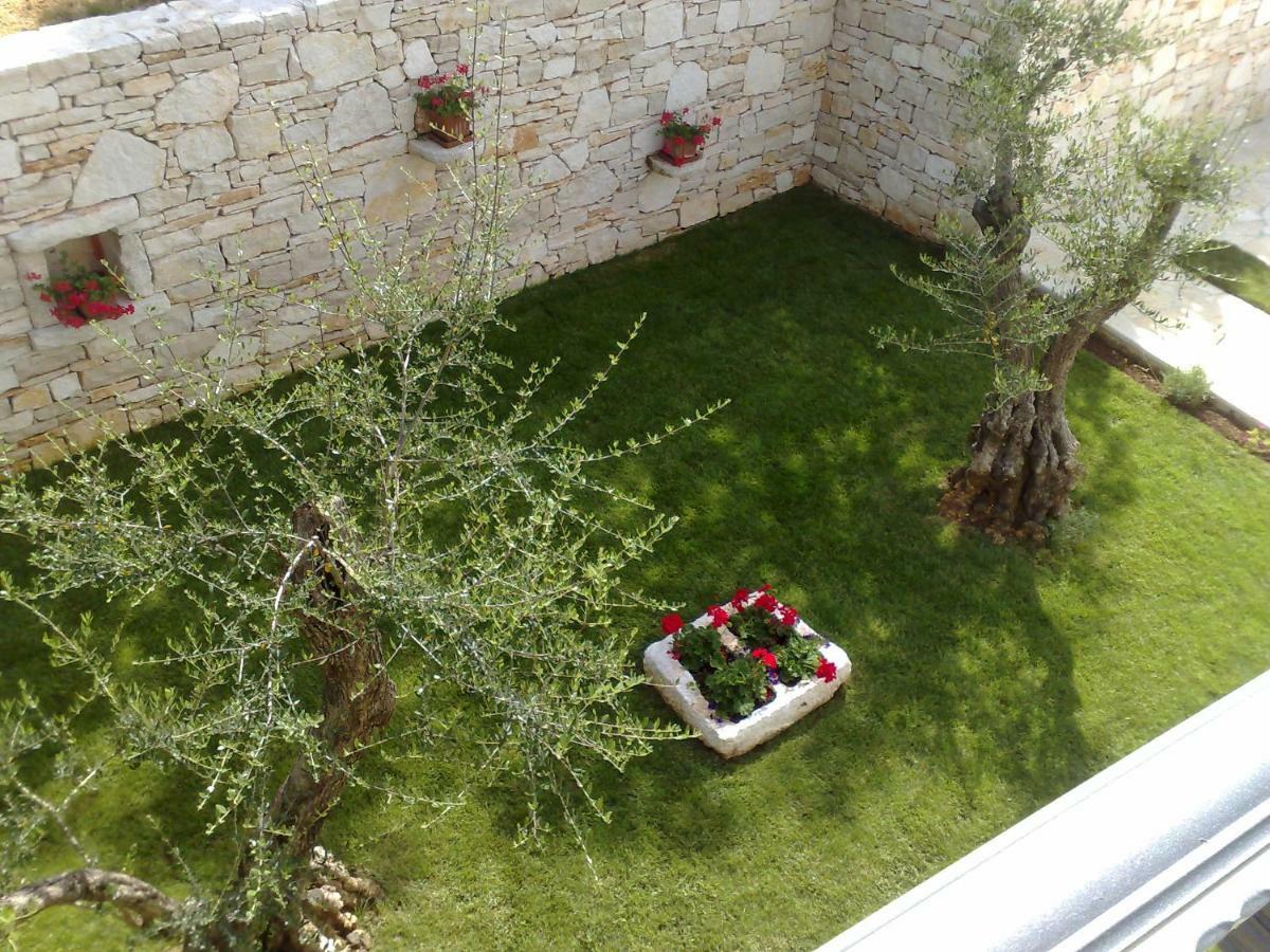 Apartments Villa Ina Brseč Kültér fotó